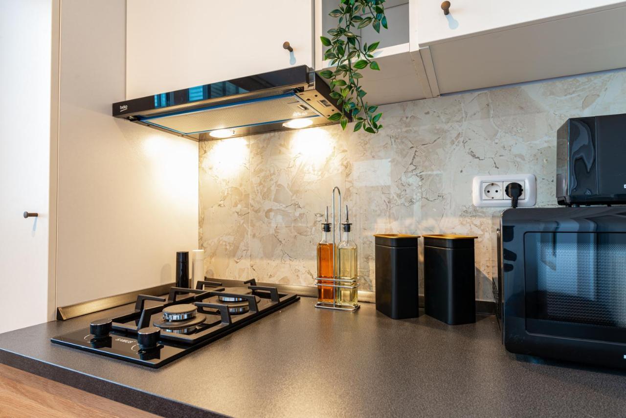Central Spacious Apartment 506 Bucharest Exterior photo