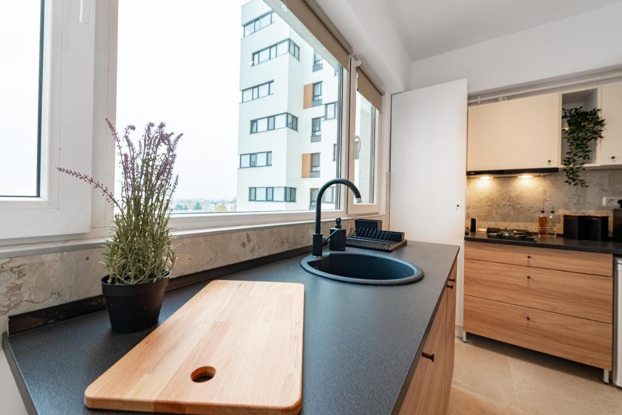 Central Spacious Apartment 506 Bucharest Exterior photo